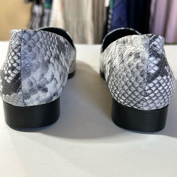 MUNRO Women's Harrison III Leather Reptile Print Loafers Gray/Black Size 10.5 - Picture 7 of 13